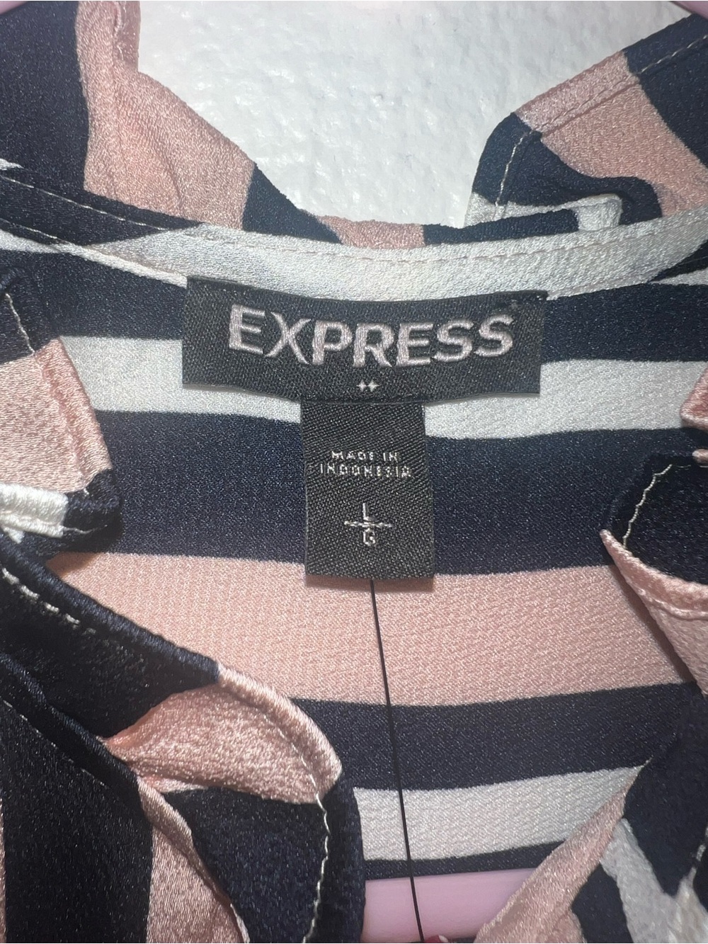 Express Striped Button-Down Blouse - Picture 3 of 5